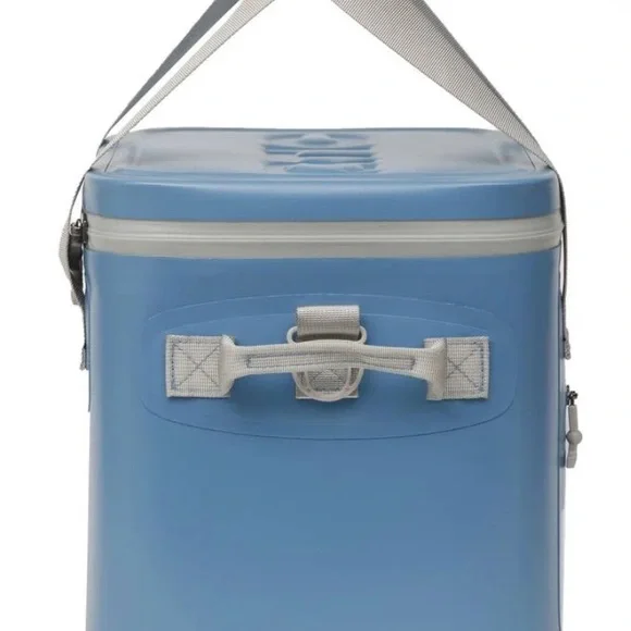 🤖- RTIC Cooler 12 Can [New in Box] - Picture 7 of 11